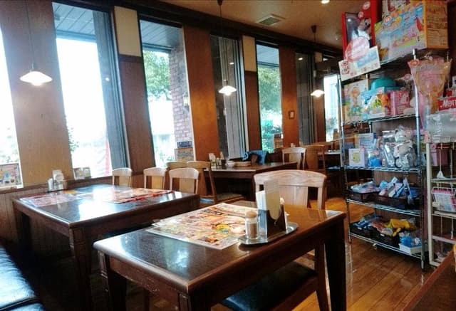 ボンバーズ 駅南店 - サブ画像3