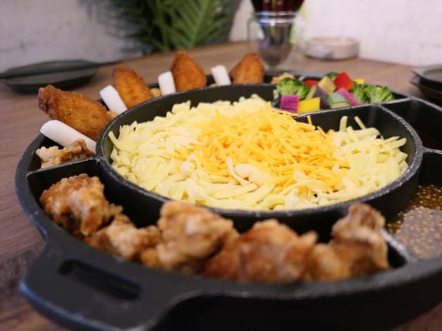 個室&カフェダイニング ハイチーズ!八王子店 - サブ画像2