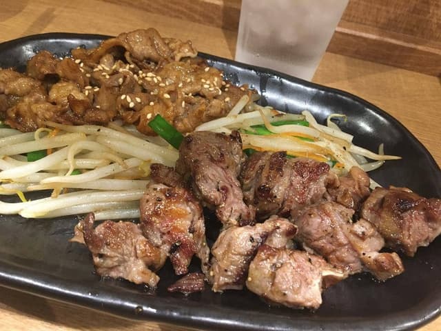 鉄板焼天神ホルモン 総本店 - サブ画像2