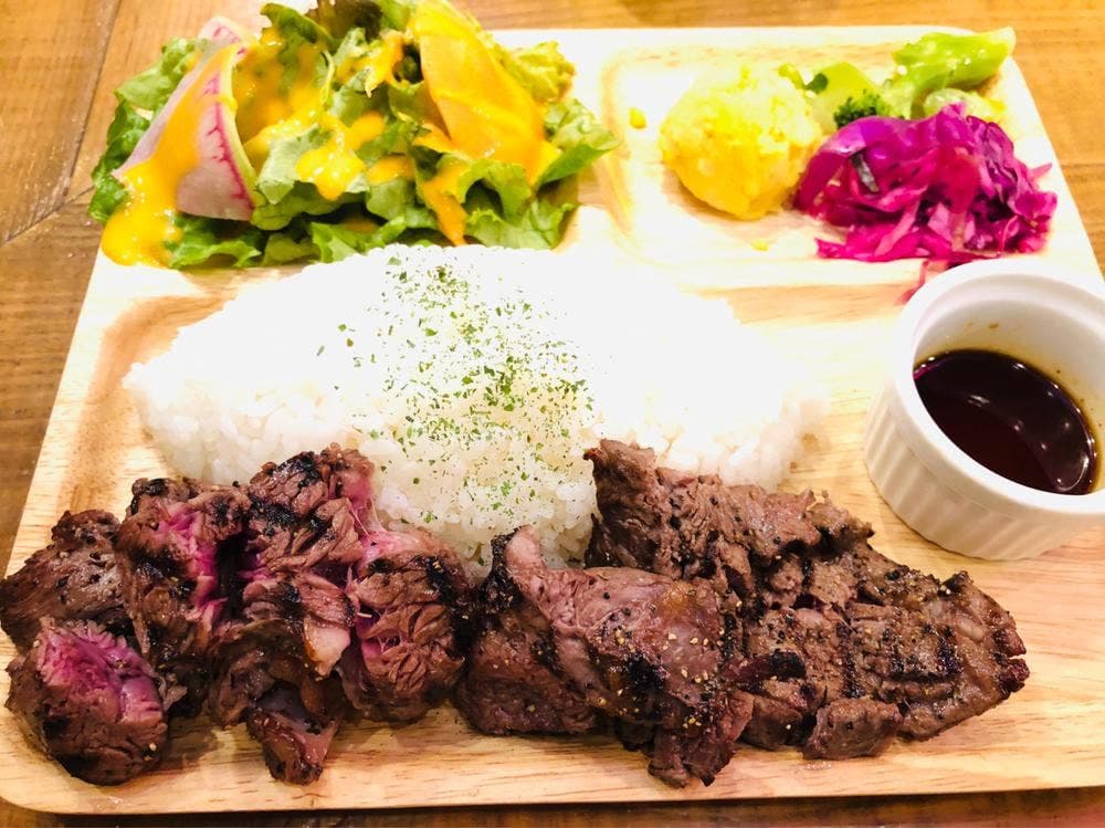 MEAT MARKET CONA BACCA