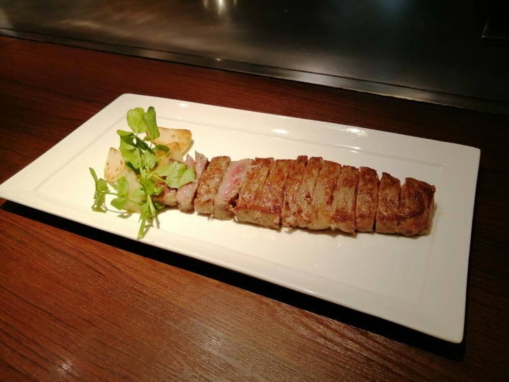 鉄板焼acalli
