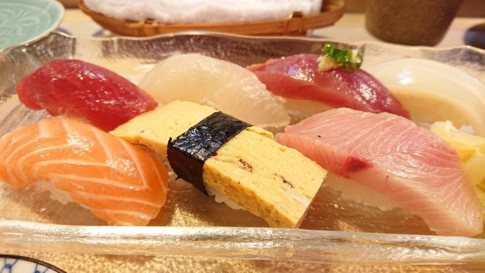 蛇乃目鮨
