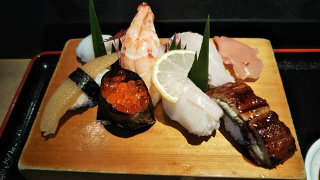 銀座鮨緑橋店 - サブ画像3