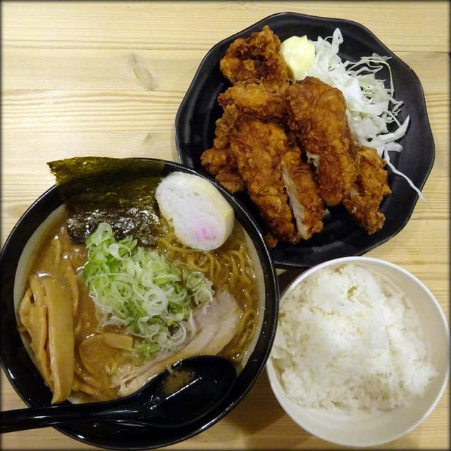 麺や 虎鉄 八軒店 - サブ画像3