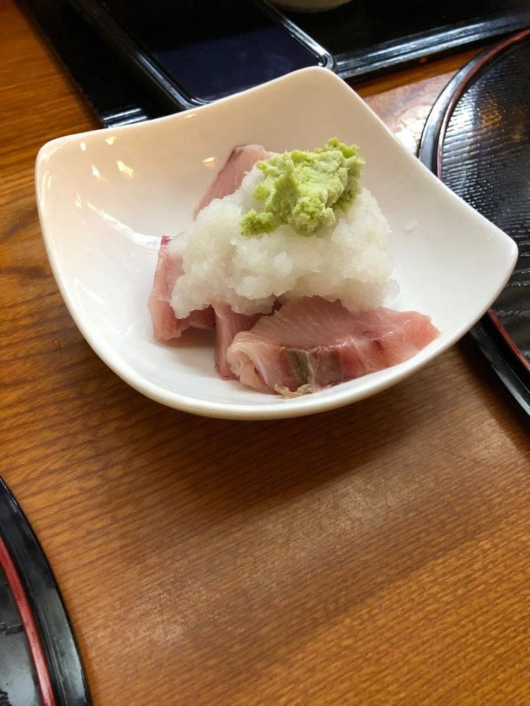 栄楽寿し