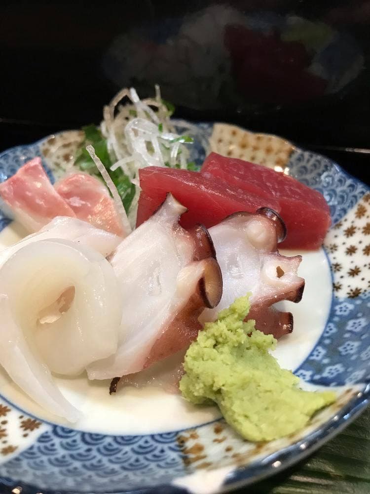 賛志郎