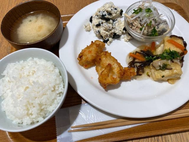 Meal MUJI 難波 - サブ画像1