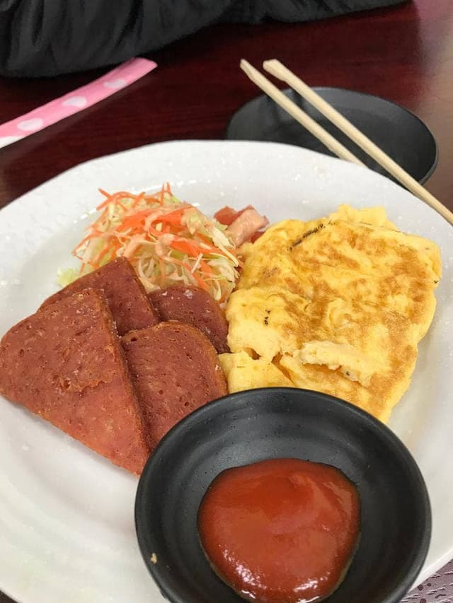 がんじゅう堂 牧志公設市場店 - サブ画像3