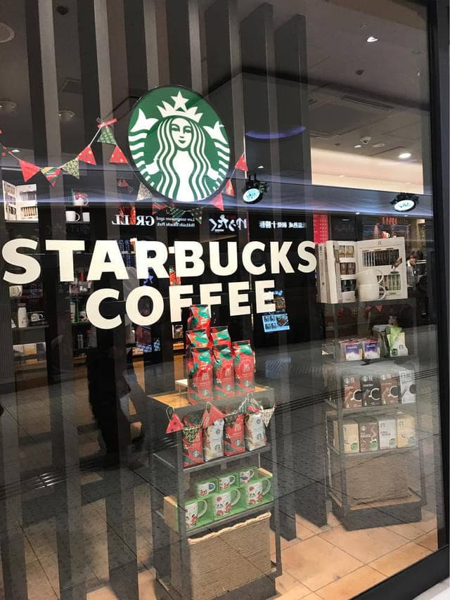 スターバックス コーヒー 新宿サブナード店 - サブ画像3
