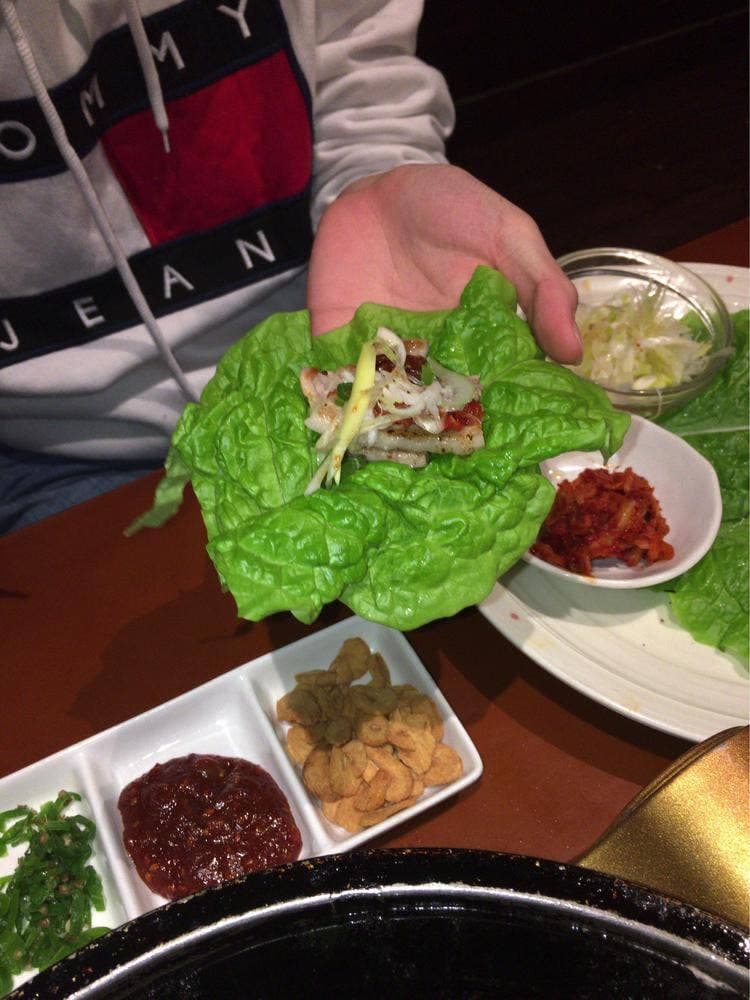 アジアンダイニング韓の舌 津店