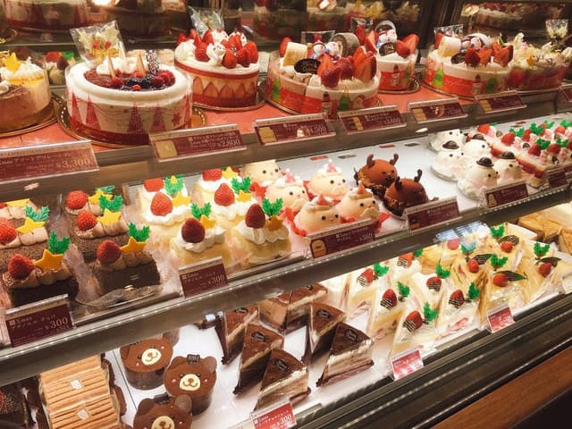 シャトレーゼ 草加花栗店 - サブ画像2