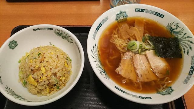 日高屋 京急川崎駅前店 - サブ画像1