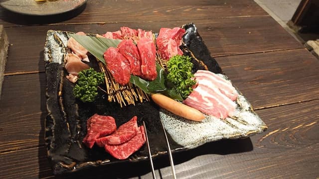 炭火焼肉 炙り火 - サブ画像2
