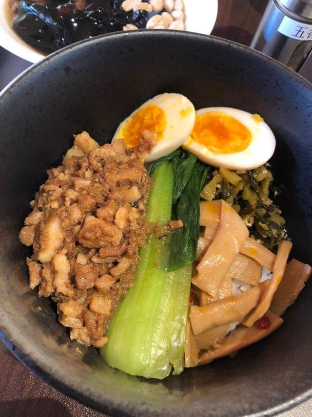 台湾屋台料理 台味 - サブ画像1