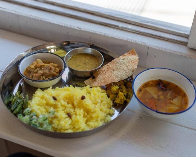 Madras Cafe - サブ画像1