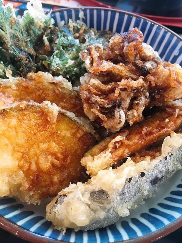 丼とそばの店 中村丼兵衛 - サブ画像1