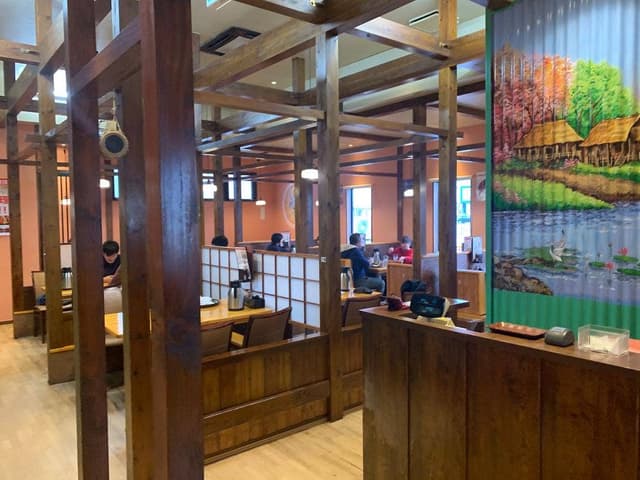 ニサン アクロスプラザ店 - サブ画像2