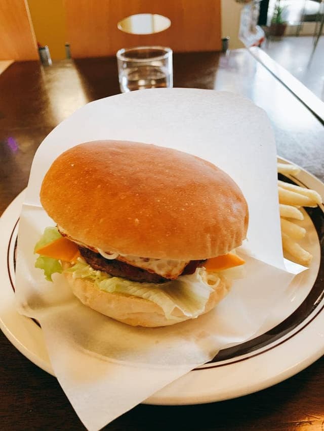 MR.BURGER - サブ画像1