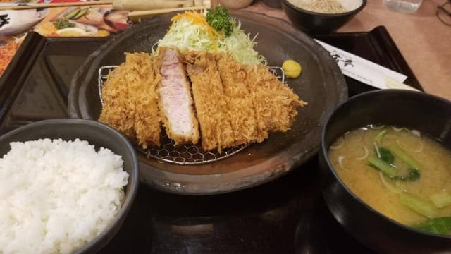 こだわりとんかつ 末広亭 原町本店 - サブ画像1