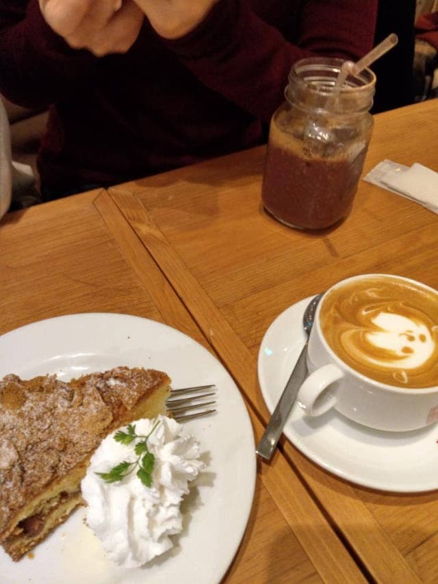 マザームーンカフェ 国際会館店 - サブ画像2