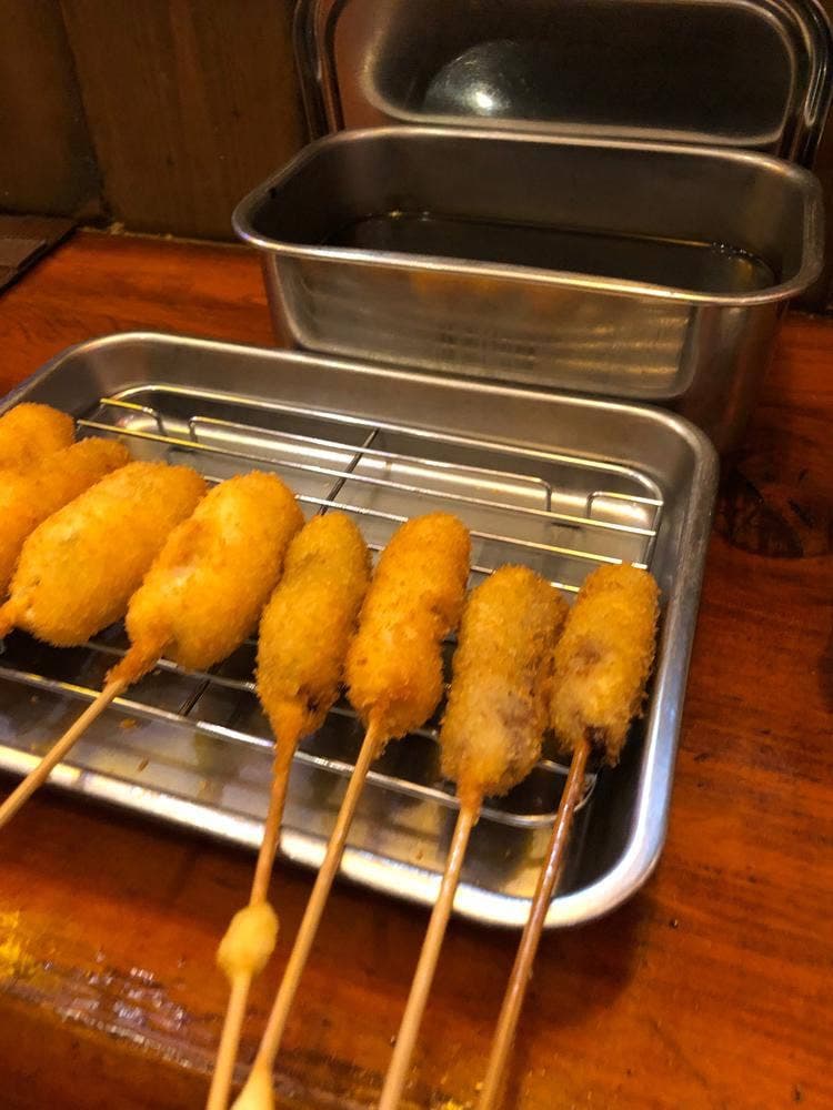 串まる