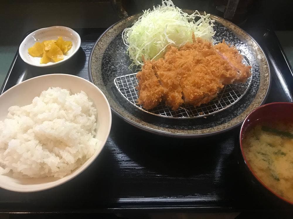 とんかつ居酒屋うちのや本店
