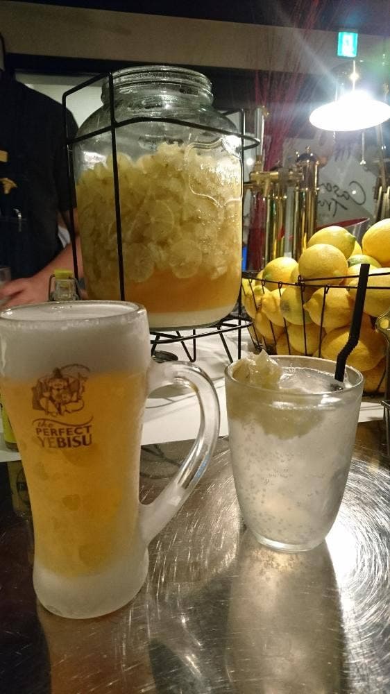 ワイン食堂トランク 久茂地店