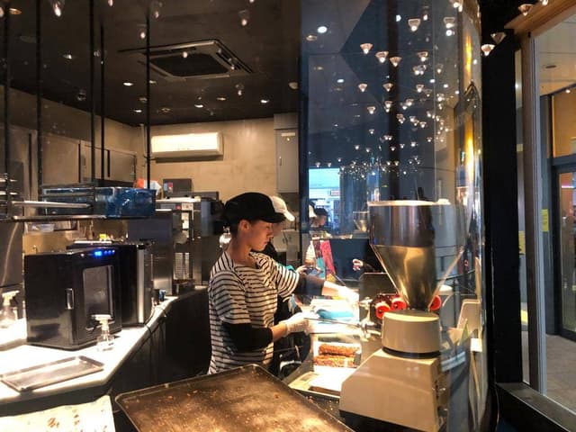 クロッカンシューザクザク 原宿店 - サブ画像2