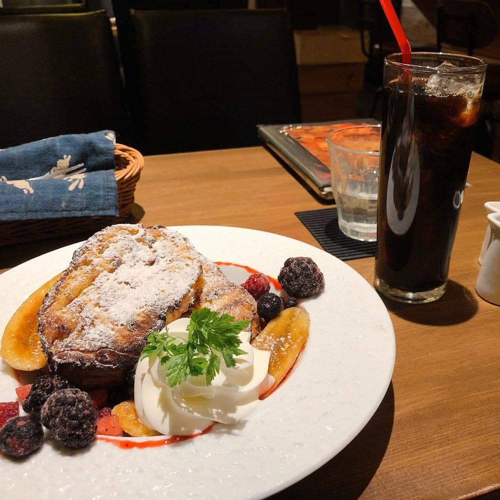カフェ&ダイニングバー Milkcafe