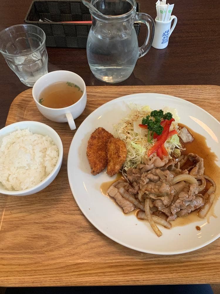 カフェ クレバ