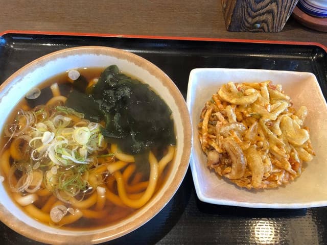 山田うどん 赤井店 - サブ画像1