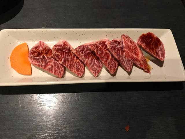 特選和牛炭火焼 上場亭 西中洲店 - サブ画像1