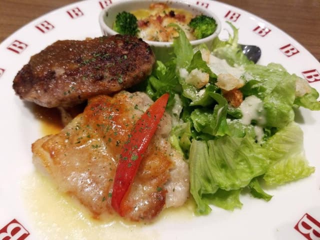 バケット イオンモール東員店 - サブ画像1