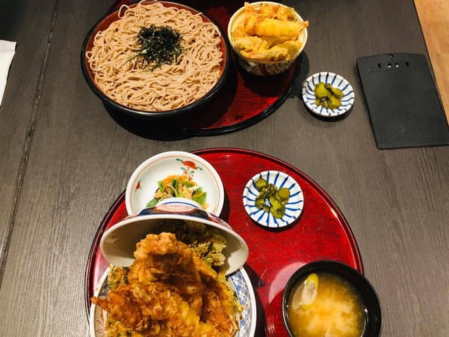 ヒカリ屋 イオンモール名取店 - サブ画像1