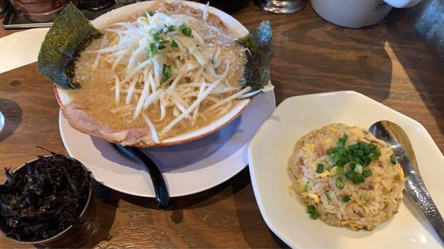 ラーメンだるまや 新津店 - サブ画像1