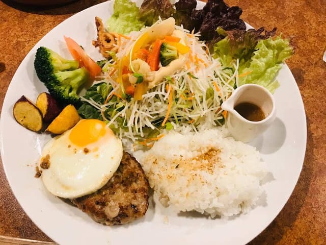 びっくりドンキー 奈良学園前店 - サブ画像2