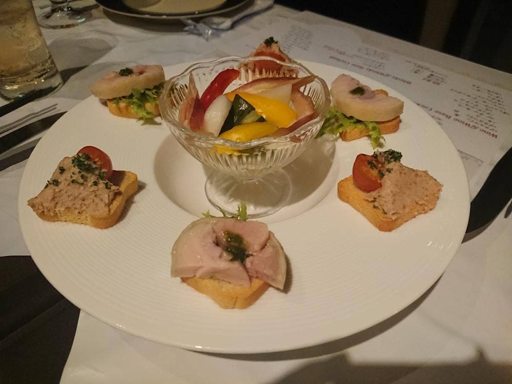 シーズナブルテーブル