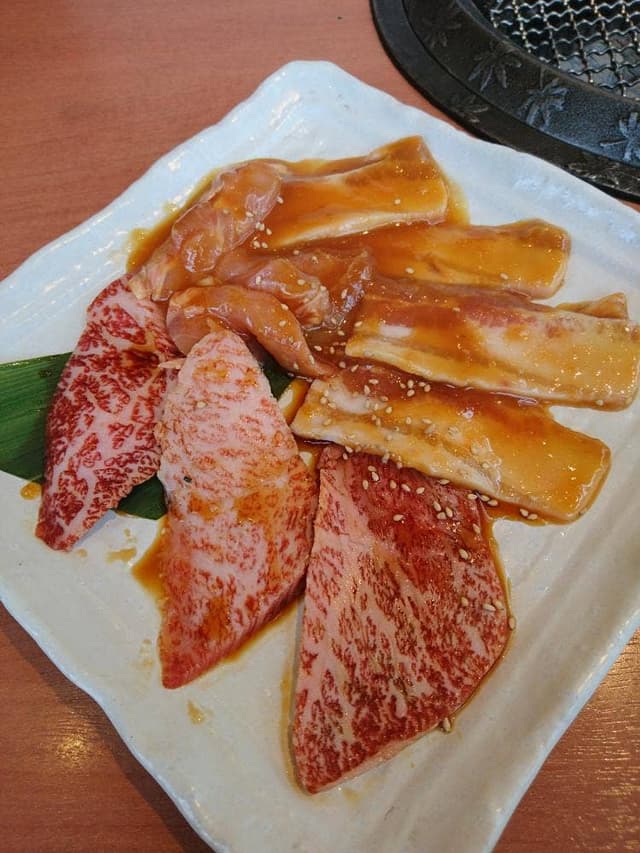 炭火焼肉 但馬屋 - サブ画像1