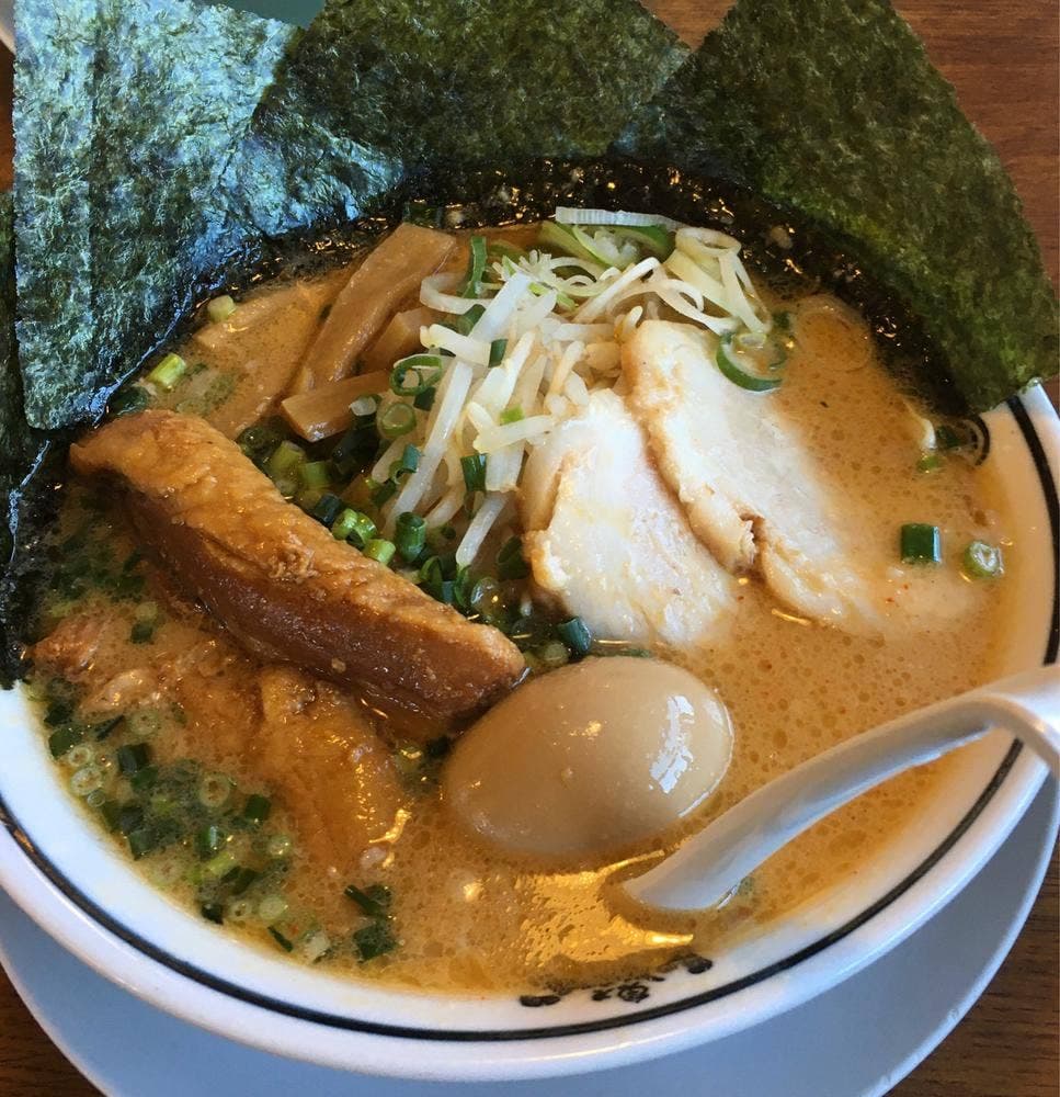 東京とんこつとんとら深谷店