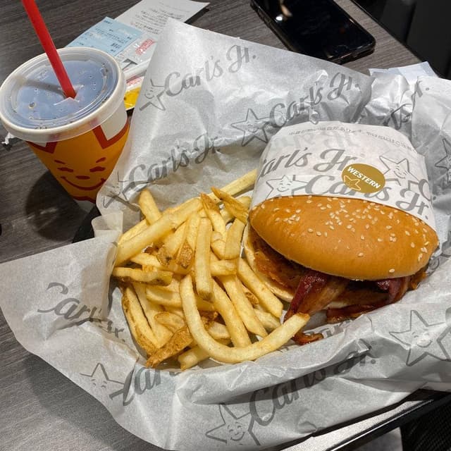 Carl's Jr. 秋葉原店 - サブ画像3