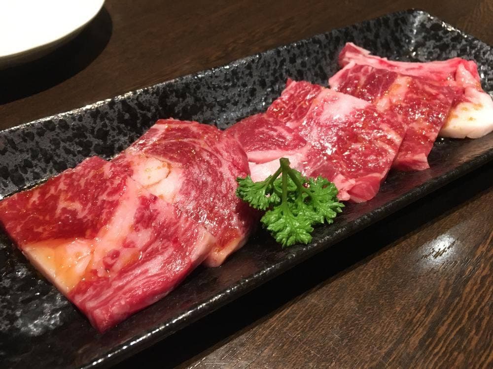 炭火焼肉やまもと