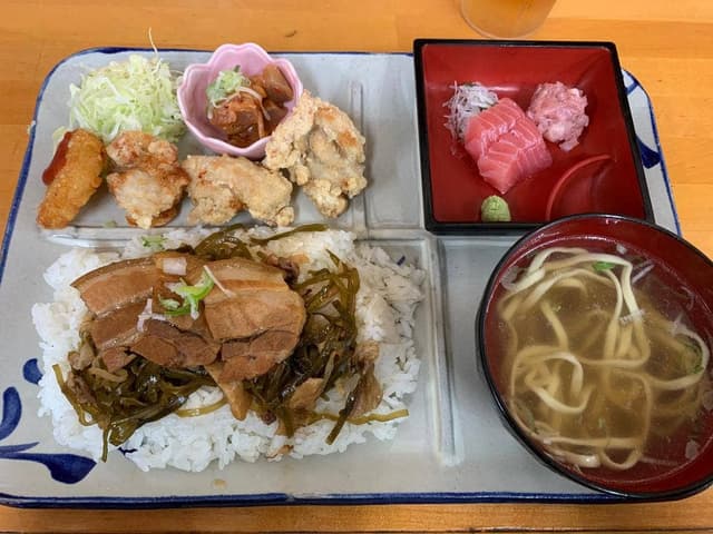 やちむん食堂 - サブ画像1