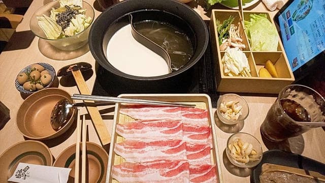 しゃぶしゃぶ温野菜 名古屋栄店 - サブ画像1