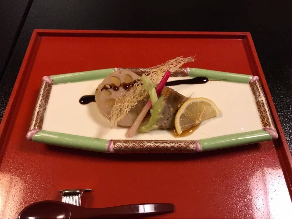 温石 左近太郎 本店