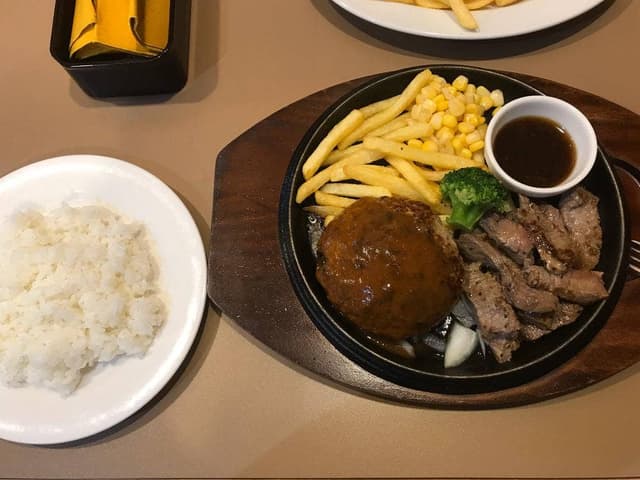 カプチーナ 盛岡店 - サブ画像1