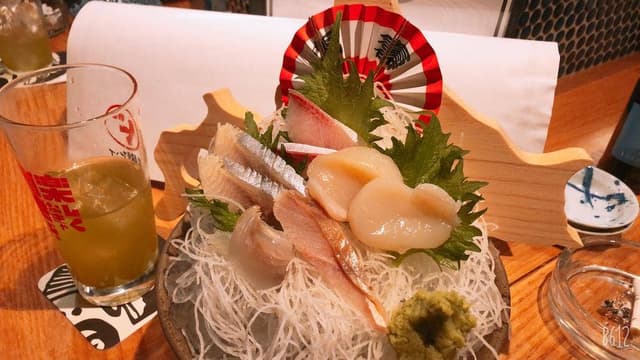 シハチ鮮魚店 - サブ画像1