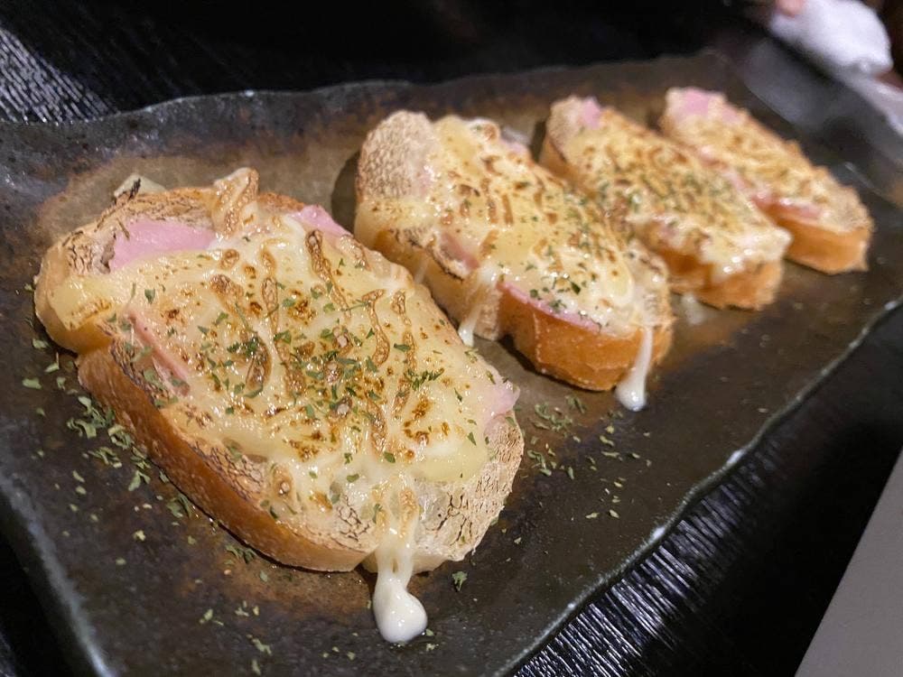 全席個室×チーズと肉バル tesoro 四日市店