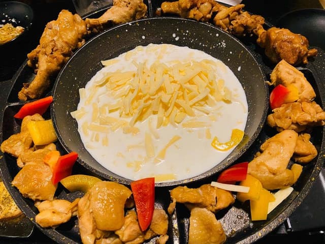 全席個室×チーズと肉バル tesoro 四日市店 - サブ画像1