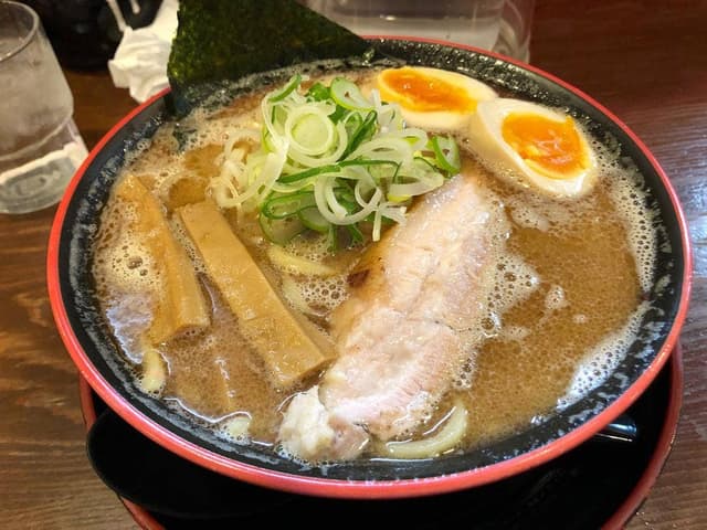 節系とんこつらぁ麺 おもと - サブ画像1