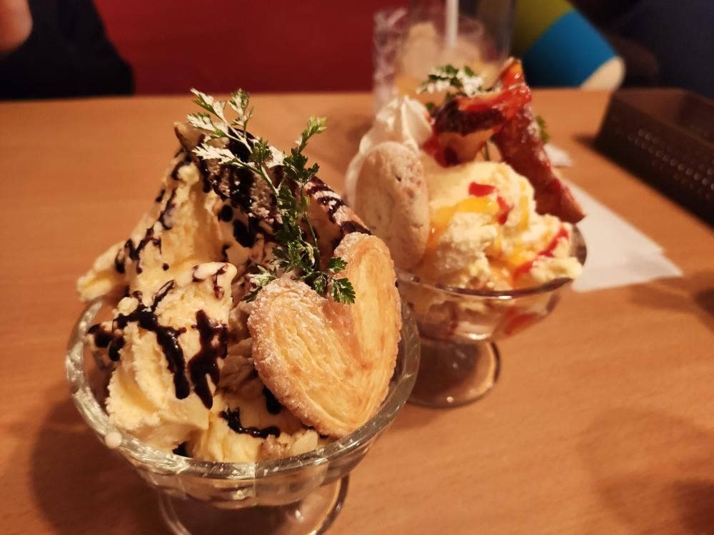 だめになれるカフェ&バー やいさほー